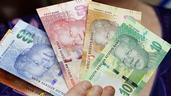 الراند الجنوب إفريقي يغلق 2025 بمكاسب 13% أمام الدولار