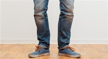 أعراض تقوس الساقين عند الكبار