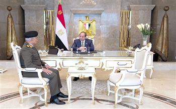 الرئيس السيسي يستقبل القائد العام للقوات المسلحة وزير الدفاع والإنتاج الحربي