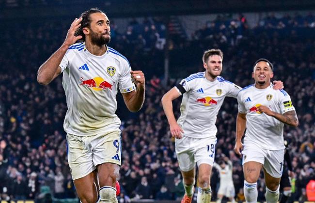 الدوري الإنجليزي.. ليدز يونايتد يسقط تشيلسي بثلاثية في مباراة قوية