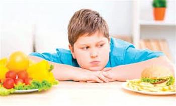 كيف يمكن حماية أطفالنا من زيادة الوزن؟.. الصحة تجيب