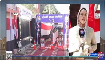 جولات تفقدية لمحافظ قنا للاطمئنان على سير العملية الانتخابية.. توافد الناخبين قبل فتح اللجان بنصف ساعة