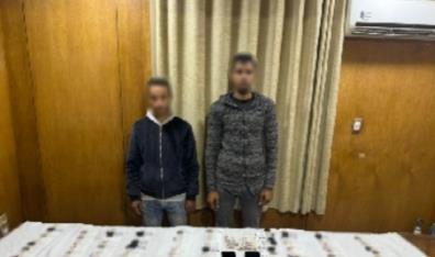 ضبط شخصين بحوزتهما كروت دعائية وأموال للتأثير على الناخبين في طما بسوهاج