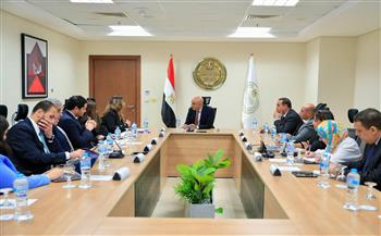 وزير التعليم يستقبل وفد غرفة التجارة الأمريكية لبحث سبل تعزيز التعاون المشترك