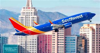 شركة طيران أمريكية تجبر أصحاب الوزن الزائد على شراء تذكرتين