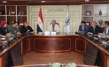 بني سويف تبدأ وضع القيمة التقديرية لمنظومة جمع ونقل القمامة وفق قانون المخلفات الجديد