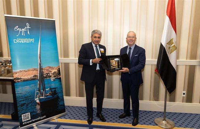 وزير السياحة يبحث مع رئيس اتحاد منظمي الرحلات الأمريكي أوجه التعاون المشترك