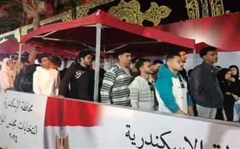 المنافسة بين 16 مرشحًا.. الإسكندرية تبدأ عمليات الفرز بعد غلق الصناديق