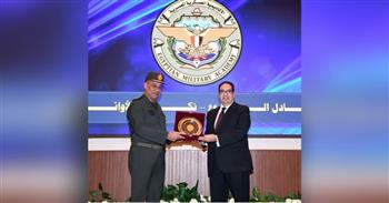 الأكاديمية العسكرية المصرية تنظم حفل إنتهاء دورة تعايش طلبة جامعة القاهرة بالأكاديمية