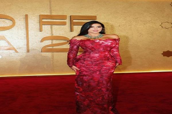 ياسمين صبري تتألق في افتتاح الدورة الخامسة من مهرجان البحر الأحمر السينمائي الدولي بجدة