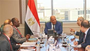 وزير الكهرباء يبحث مع وفد «التمويل الدولية» استخدام التكنولوجيا الحديثة لدعم استقرار الشبكة