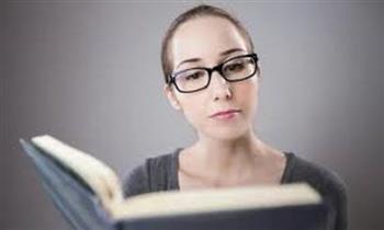 دراسة تؤكد: تعدد اللغات يحمي دماغ المرأة مع التقدم في العمر