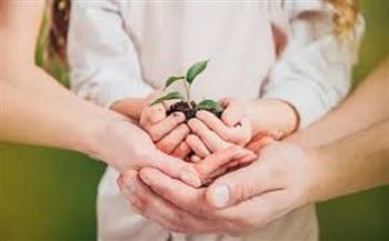 اليوم العالمي للتربة.. كيف تعلم الأم طفلها الحفاظ على الأرض واختيار المنتجات صديقة البيئة؟