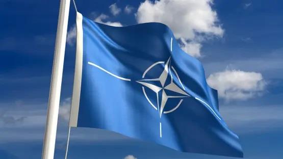 "الناتو" يكشف استراتيجيته البحرية الجديدة لحماية الممرات والبنى التحتية ضد التهديدات المستقبلية