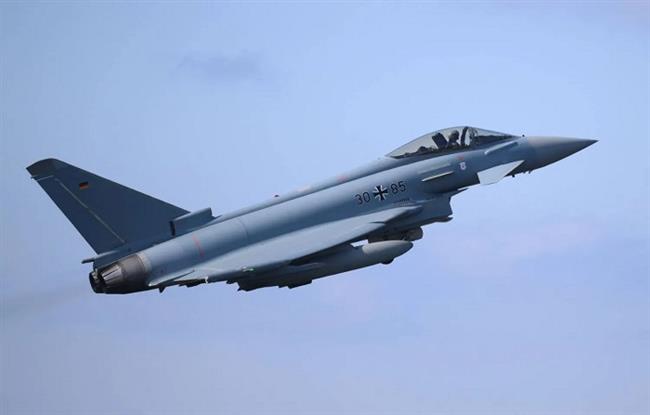 ألمانيا تنشر طائرات "يوروفايتر" في بولندا للمشاركة في مراقبة أجواء حلف الناتو