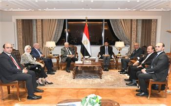 وزير الشباب يجتمع بمؤسسة نواة للاستشارات لبحث الآليات وتطوير التعاون الاستراتيجي