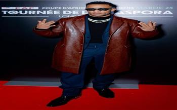 محمد رمضان يحتفل بانتقال كأس الأمم الأفريقية من باريس إلى المغرب