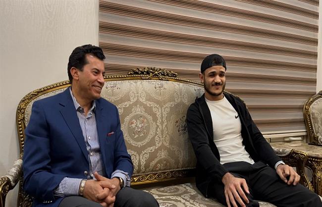 وزير الرياضة يستقبل البطل العالمي مصطفى حسين بعد إنهاء أزمة محاولة تجنيسه 