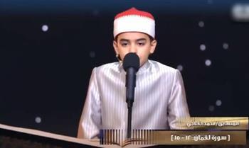 الأزهري للمتسابق محمد القلاجي: «أستمع دائمًا لتلاواتك وأحتفظ بها على هاتفي»
