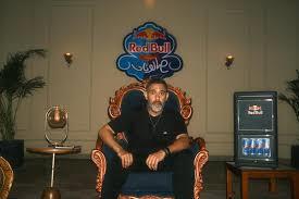 عمرو مصطفى وزياد ظاظا يحتلان المرتبة الأولى في تريند يوتيوب أسبوعًا كاملًا