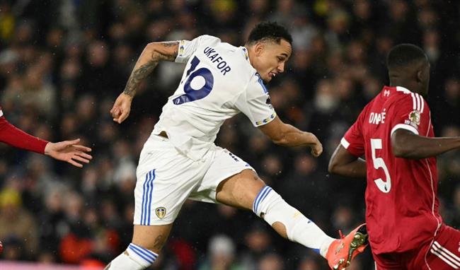 الدوري الإنجليزي.. ربع ساعة سلبية من مواجهة ليفربول وليدز يونايتد 