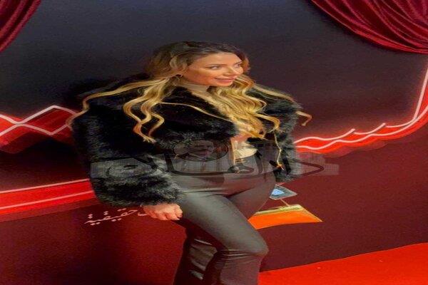 بدء توافد الحضور على الريد كاربت في العرض الخاص لفيلم «الست»