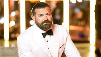 عمرو يوسف يشاهد فيلمه "السلم والثعبان 2"  مع الجمهور 