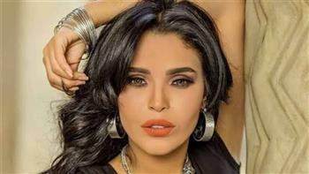 أمينة.. نجمة الأغنية الشعبية والفن الجماهيري