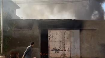 السيطرة على حريق مصنع مراتب بقرية العزيزية في البدرشين