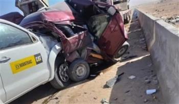 مصرع وإصابة 6 أشخاص إثر اصطدام 4 سيارات بطريق مطروح