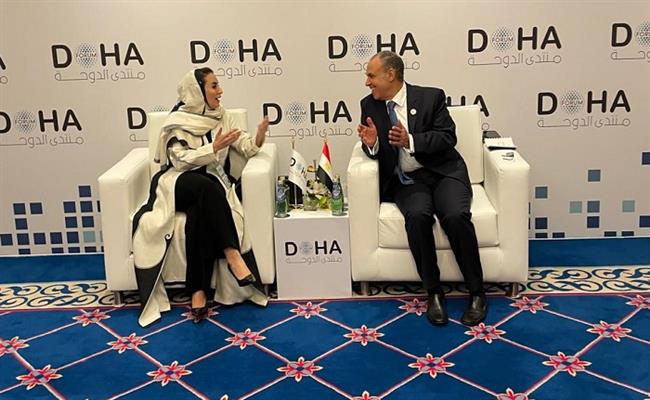 وزير الخارجية يبحث سبل التعاون الرقمي مع منظمة التعاون الرقمي على هامش منتدى الدوحة  
