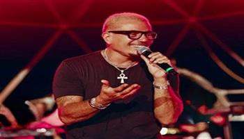 عمرو دياب يتألق في الدوحة بحفل استثنائي وحضور جماهيري ضخم