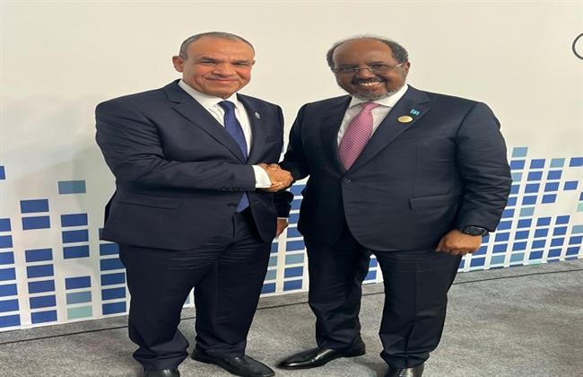 وزير الخارجية يلتقي رئيس جمهورية الصومال الفيدرالية على هامش منتدى الدوحة 