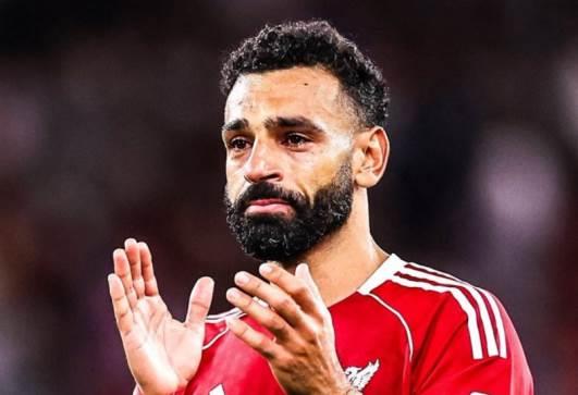 تقارير: سلوت يدرس استبعاد محمد صلاح من قائمة مباراة ليفربول وإنتر ميلان