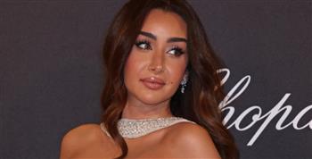 هنا الزاهد بإطلالة العروس في أحدث ظهور 