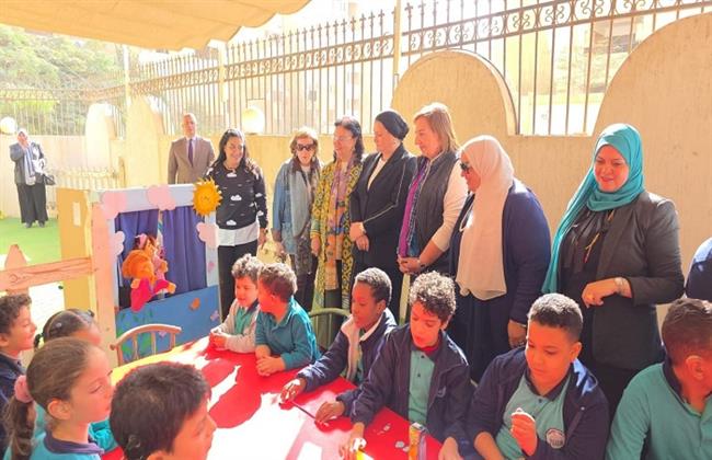 رئيسة المجلس القومي للطفولة والأمومة تزور جمعية نداء لتأهيل الأطفال الصم وضعاف السمع 
