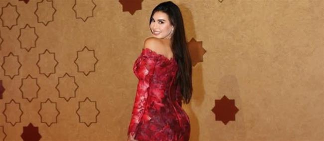 ياسمين صبري تتصدر التريند خلال الفترة الماضية بفساتين مختلفة