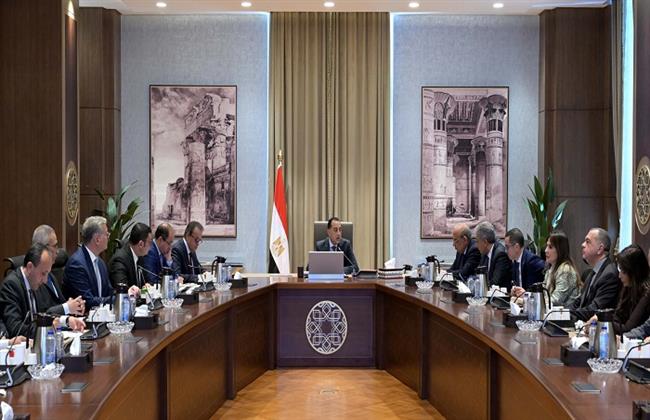 الحكومة تستعد لإطلاق "حزمة" من التيسيرات والسياسات لزيادة الاستثمارات في عدد من القطاعات