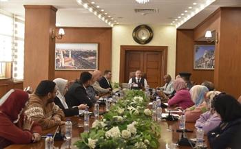 محافظ بورسعيد يعقد اجتماعًا لمتابعة الموقف التنفيذي لأعمال التطوير