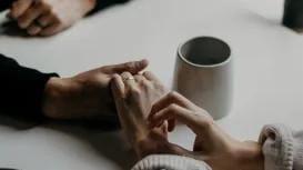 سلوكيات الرجل الذكي عاطفيًا.. علامات تشير إلى قدرته على بناء علاقة مستقرة