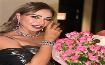 ليلى علوي تخطف الأنظار في مهرجان البحر الأحمر السينمائي