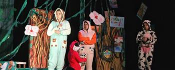 مهرجان مصر الدولي لمسرح الطفل والعرائس بالإسكندرية يقدم عرض «أجمل أصحاب»