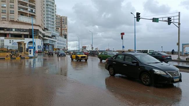 بسبب سوء الأحوال الجوية.. موقف تعطيل الدراسة غدا في المدارس بالمحافظات