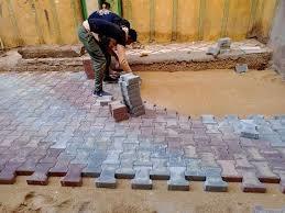 الشرقية: تركيب بلاط الإنترلوك بالطرق الداخلية بمركزين بتكلفة تتجاوز 11 مليون جنيه