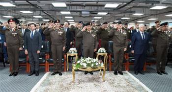 الفريق أول عبد المجيد صقر يشهد مناقشة البحث الرئيسى للأكاديمية العسكرية للدراسات العليا والإستراتيجية