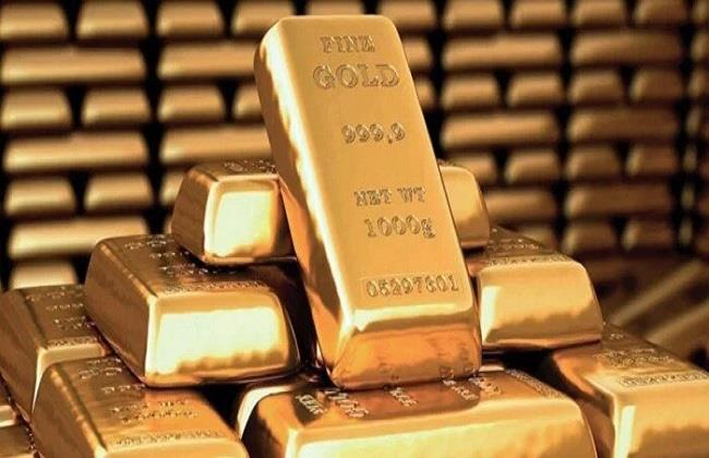 الذهب يتراجع مع ترقّب الأسواق لقرارات الفيدرالي الأمريكي بشأن الفائدة