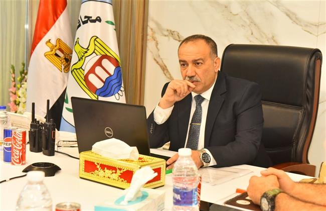 محافظ أسيوط يتابع جاهزية الجهات المعنية لإعادة انتخابات مجلس النواب في الدوائر الملغاة