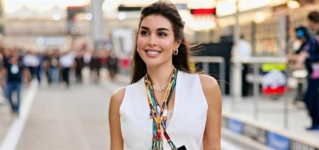 بإطلالة كاجوال.. ياسمين صبري متألقة بسباق Formula 1