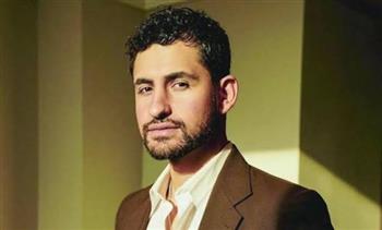 أمير المصرى يستعرض تحوله إلى نسيم حميد فى كواليس «GIANT»