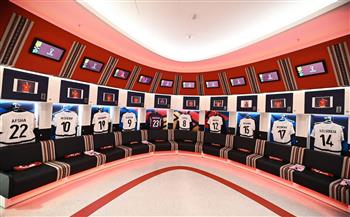 كأس العرب.. قمصان منتخب مصر تزين ملعب البيت قبل مواجهة الأردن| صور